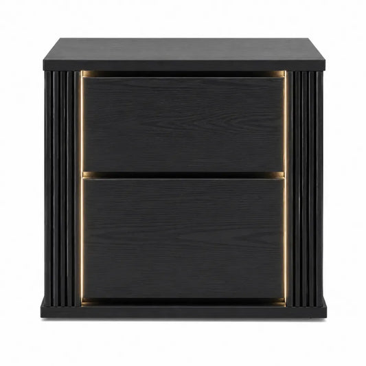 Mesita de noche de madera negra con dos cajones y detalles metálicos dorados diseño moderno