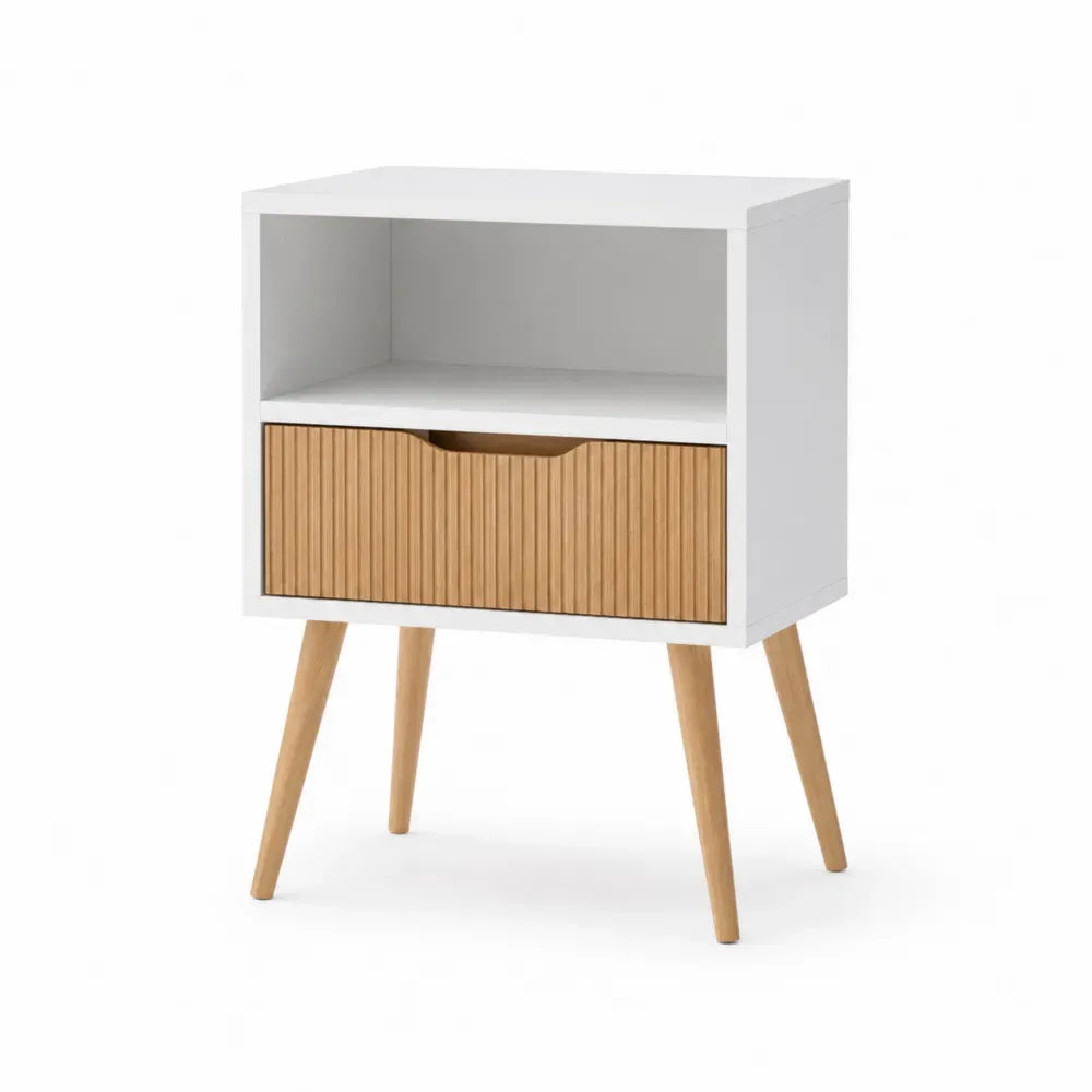 Mesita de noche de madera blanca con cajón frontal y estante abierto patas de madera maciza diseño moderno
